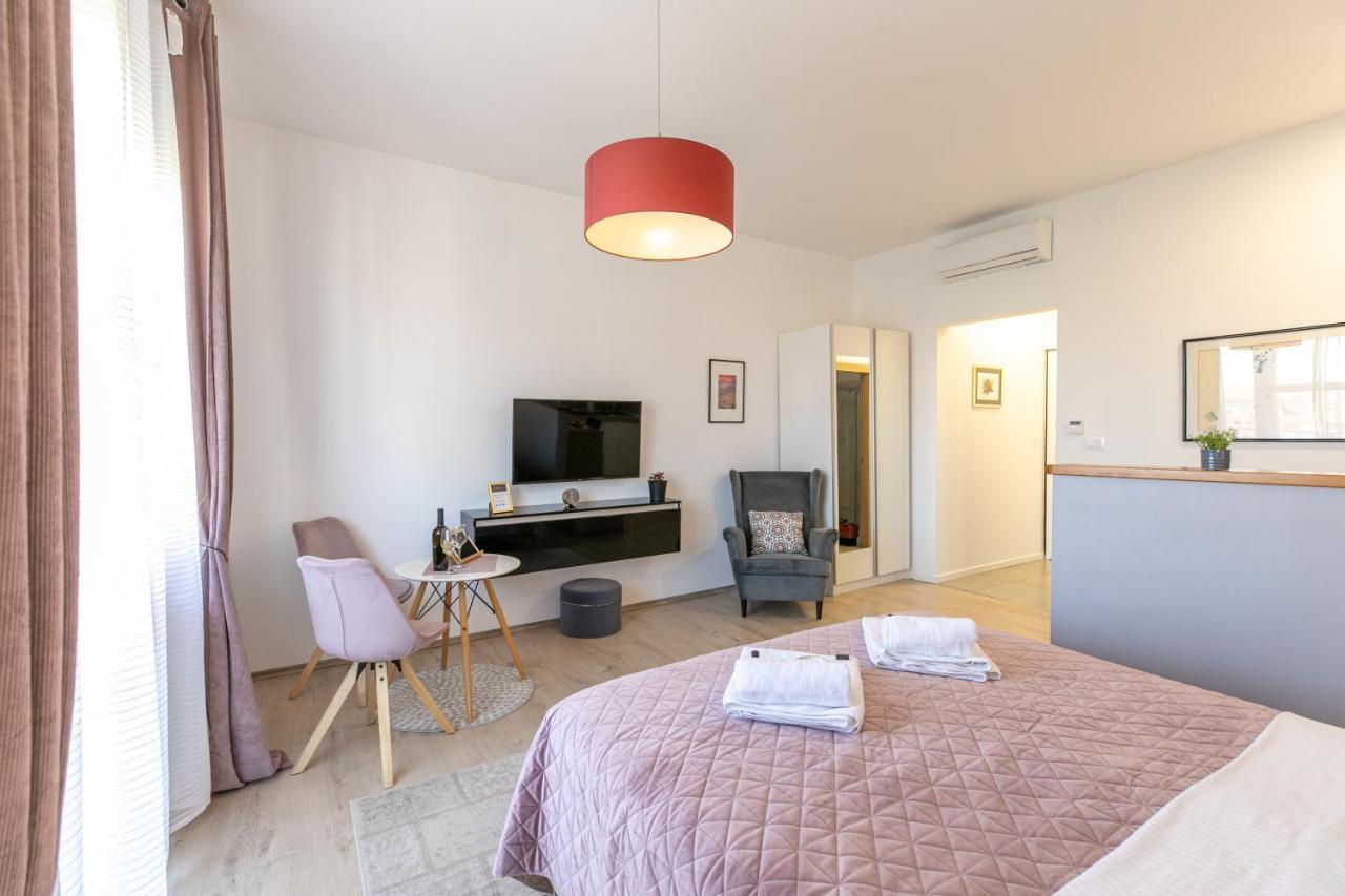 Polai Panorama Apartments With Free Parking Exterior photo